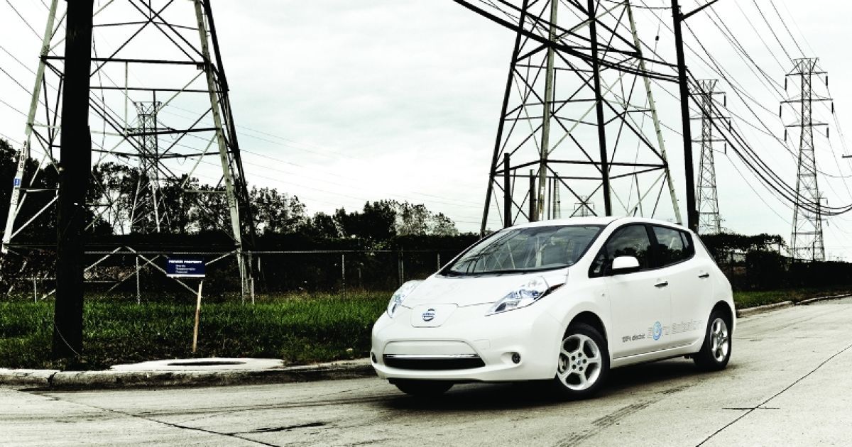 Американец "украл" электричество для зарядки электрокара