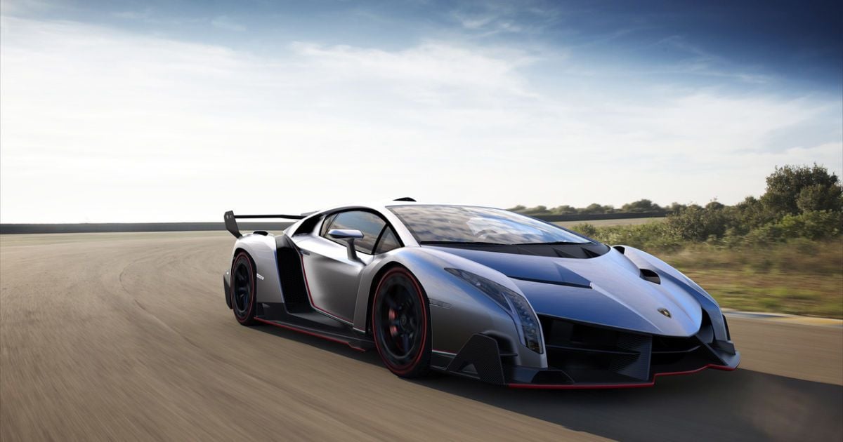Lamborghini готовится создать открытую версию уникального суперкара Veneno