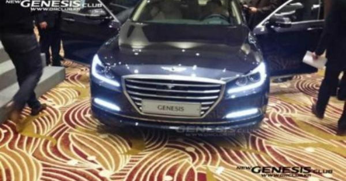 В Сети рассекретили интерьер нового Hyundai Genesis