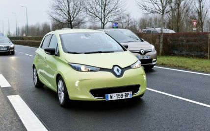 Renault построила прототип для испытания автопилота (Видео)
