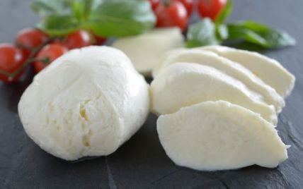 Сыр моцарелла: украинский лучше итальянского