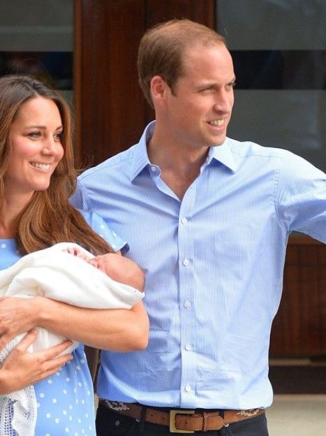 Герцогиня Кэтрин и принц Уильям с сыном Георгом / © East News