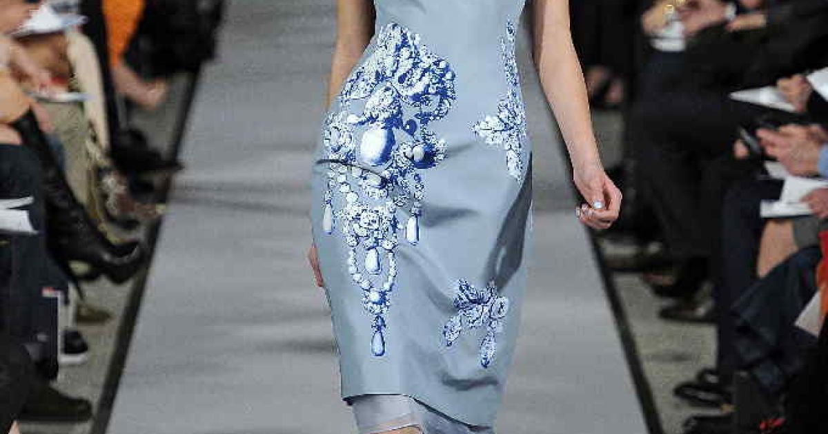 Oscar De La Renta прет-а-порте сезона осень-зима 2012-2013 / © East News