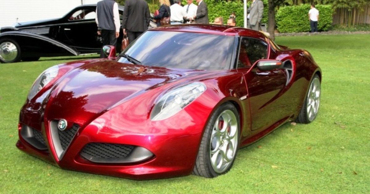 Концепт купе Alfa Romeo 4С отправится на конвейер