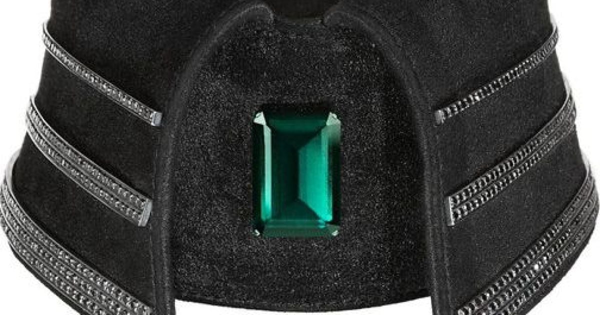 Ювелирный шедевр Лагерфельда