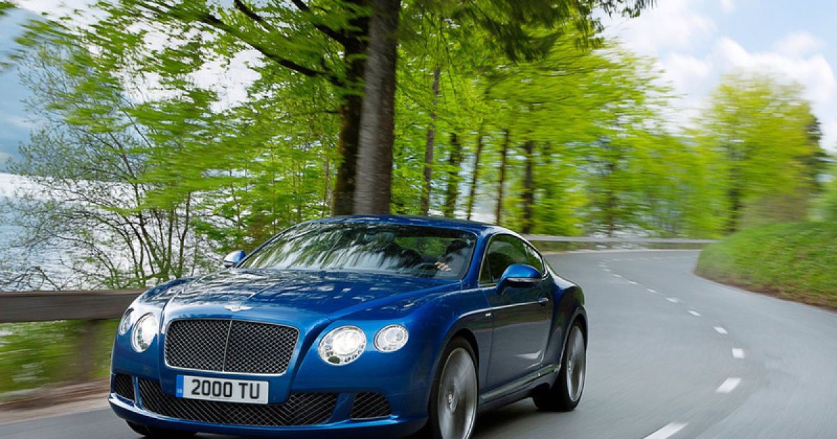 Bentley рассекретил свою cамую быструю модель