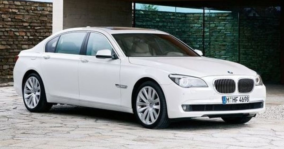 Следующее поколение BMW 7-й серии украсят шильдиком "M"