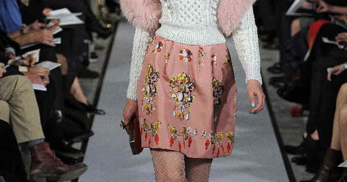 Oscar De La Renta прет-а-порте сезона осень-зима 2012-2013 / © East News