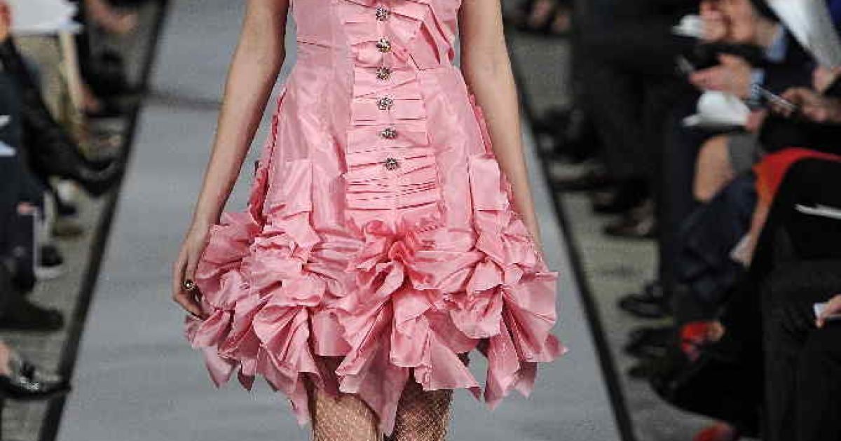 Oscar De La Renta прет-а-порте сезона осень-зима 2012-2013 / © East News