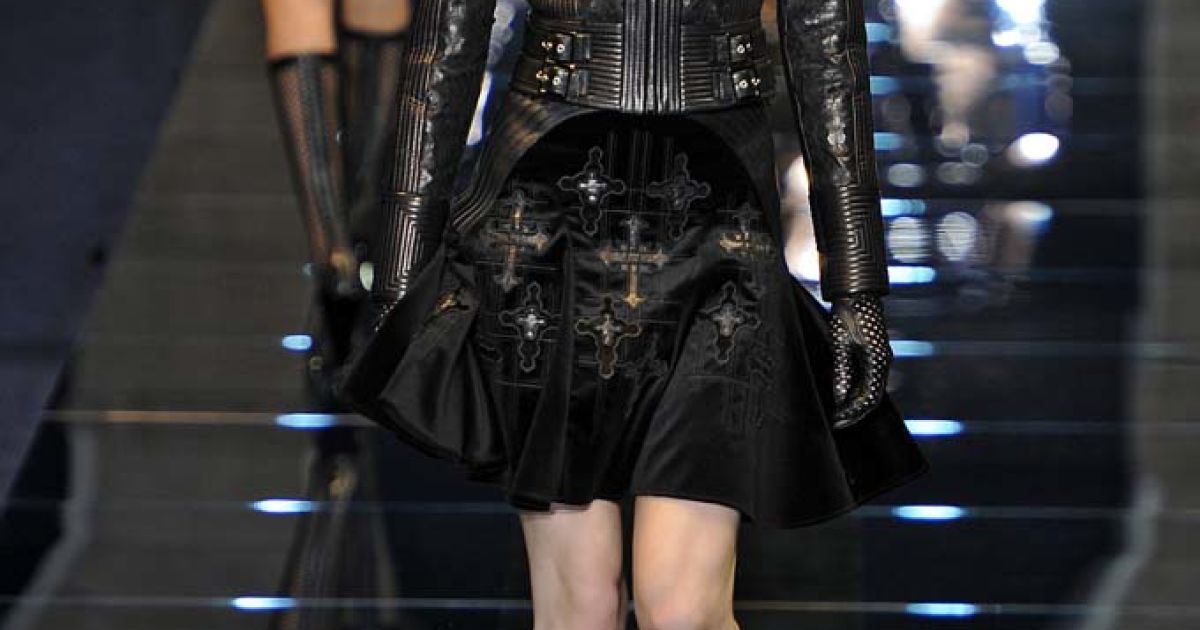 Versace прет-а-порте сезона осень-зима 1012-2013
