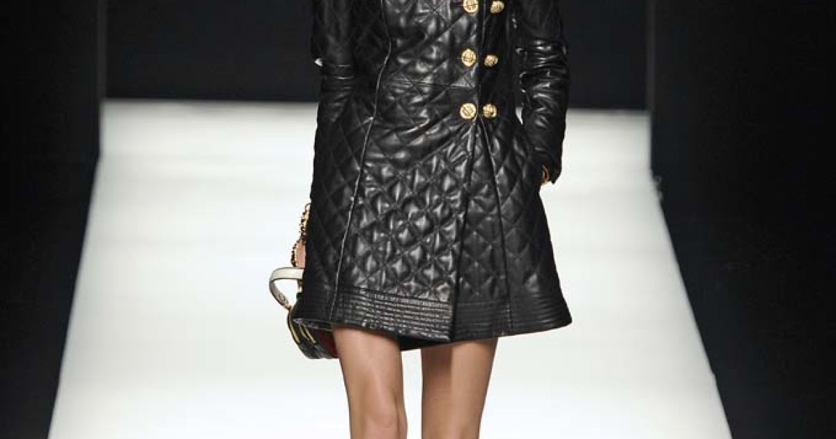 Moschino прет-а-порте осень-зима 2012-2013 / © East News