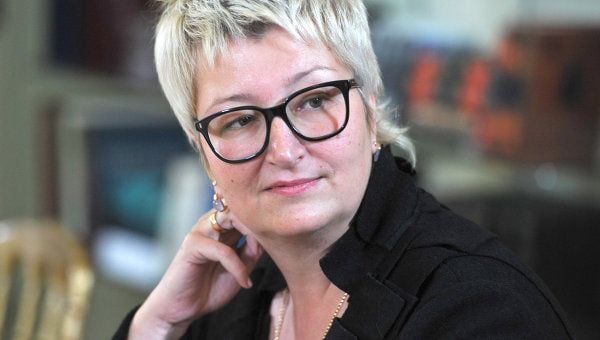 Дафна Розен порно видео