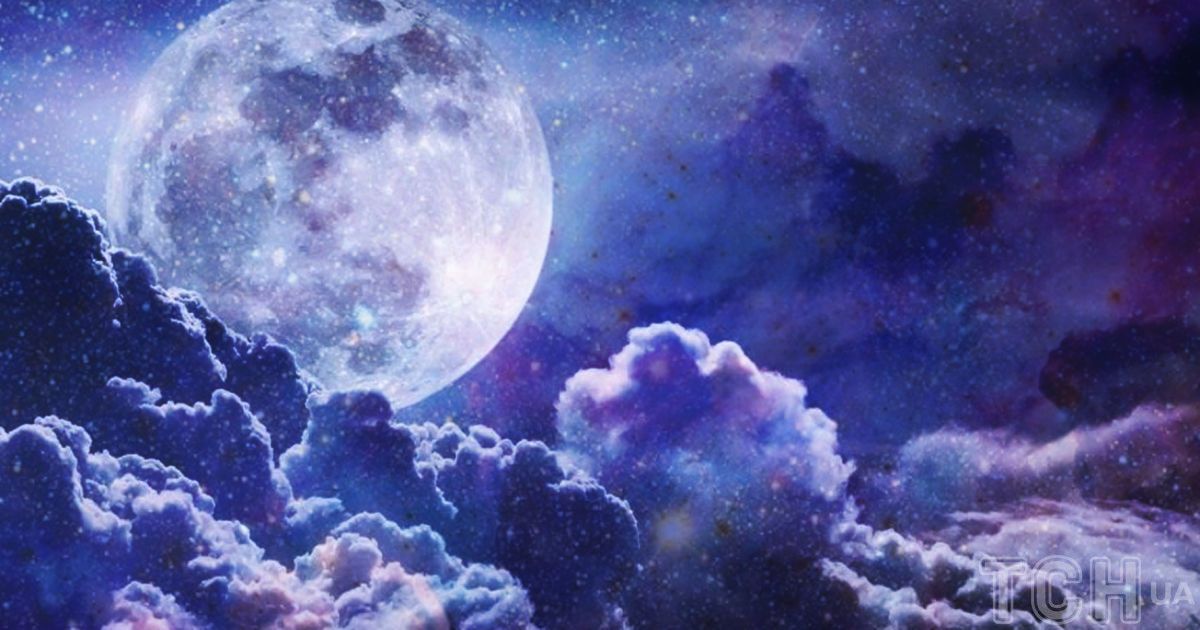Во время полнолуния можно озвучивать различные афирмации.