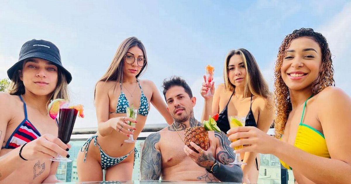 Чоловік має 6 дружин: як вони живуть усі разом і обирають нових жінок (фото)