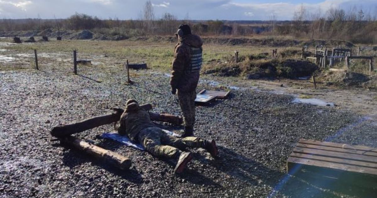 ОС "Відсіч" готовит украинских защитников при поддержке FAVBET