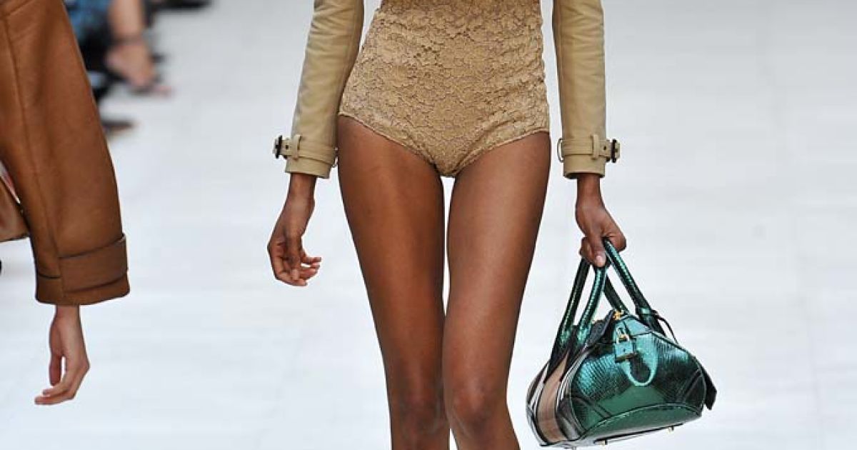 Коллекция Burberry прет-а-порте сезона весна-лето 2013