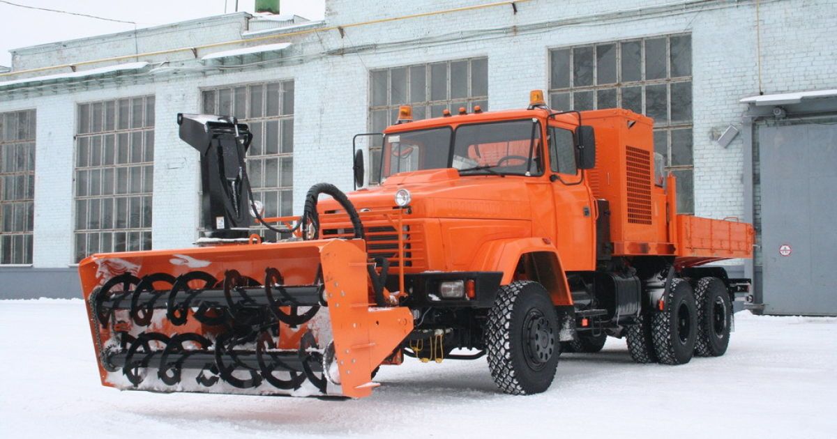 "КрАЗ" создал новый снегоуборочный автомобиль