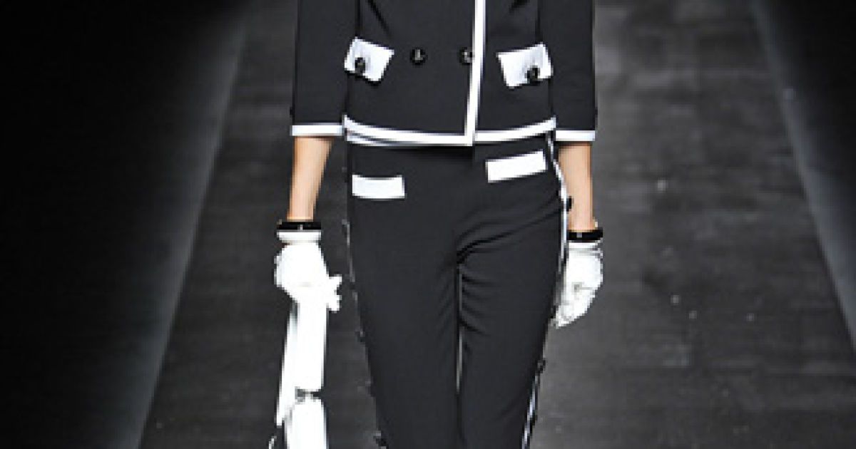 Коллекция Moschino прет-а-порте сезона весна-лето 2013 / © East News
