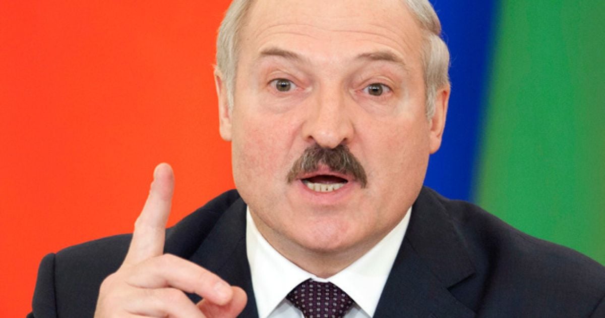 Лукашенко лишил чиновников дорогих авто
