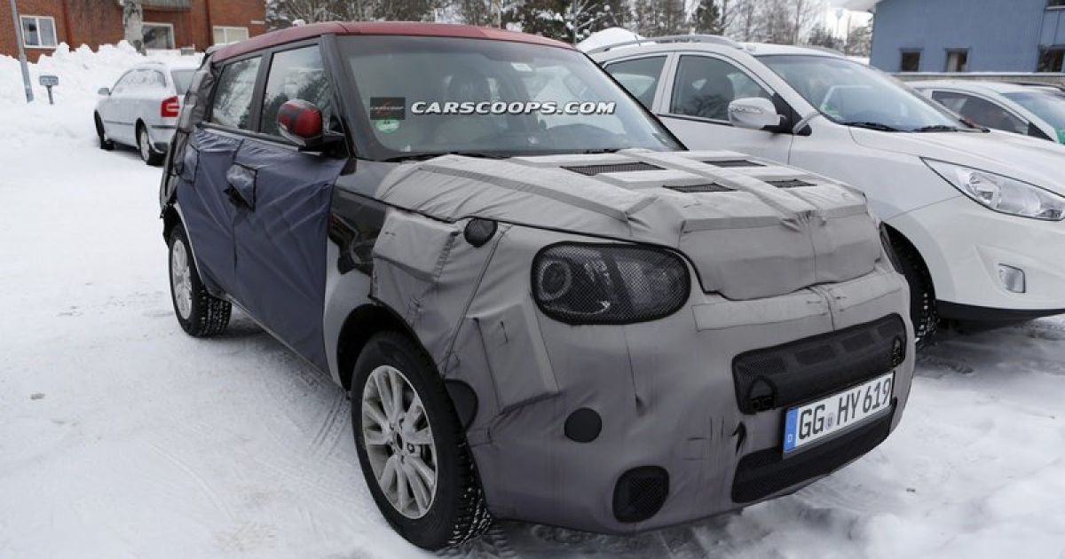 В Сеть попали свежие "шпионские" фото нового Kia Soul