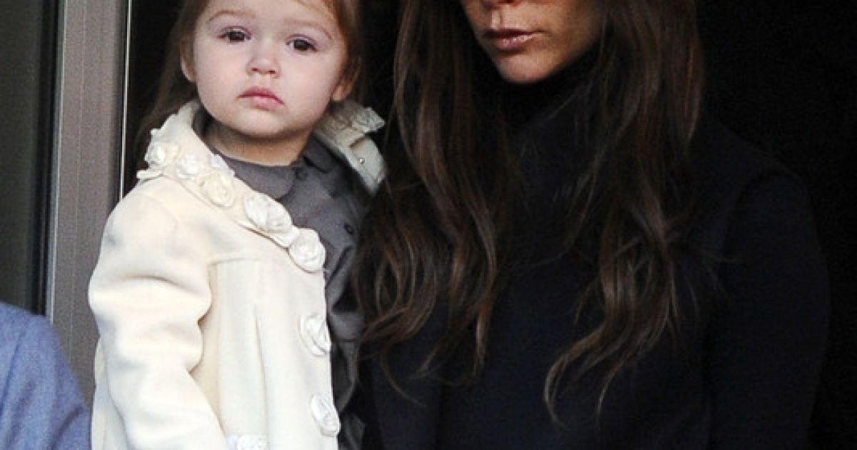 Виктория Бекхэм и Харпер Севен