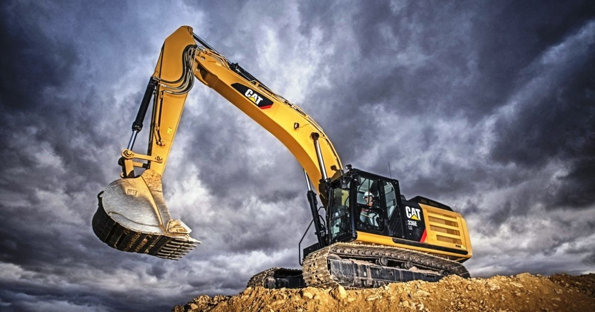 Caterpillar представил гибридный экскаватор
