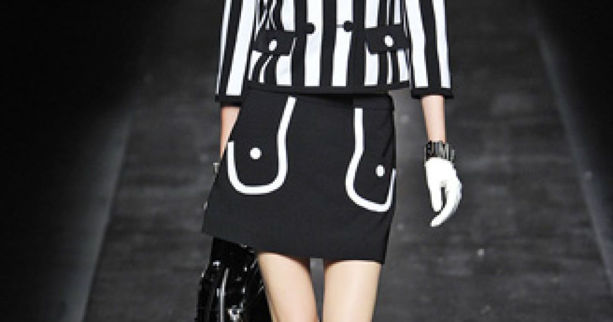 Коллекция Moschino прет-а-порте сезона весна-лето 2013 / © East News