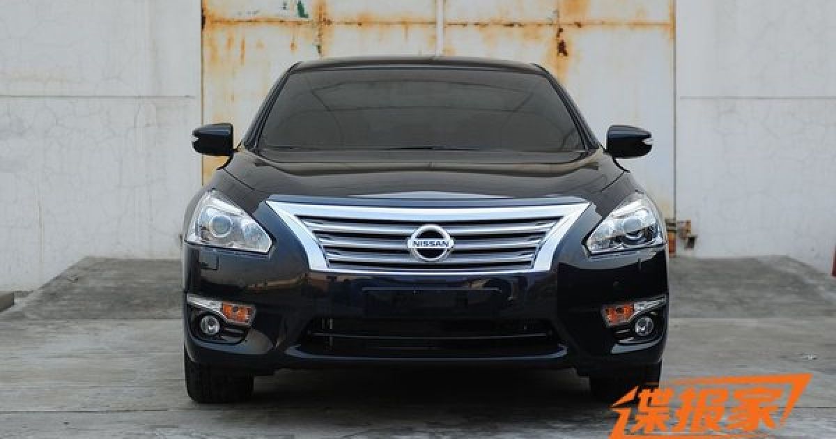В Сети появились фото обновленного седана Nissan Teana