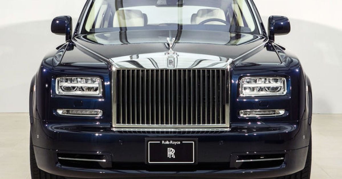 Сельский дрифт на Rolls-Royce Phantom (Видео)
