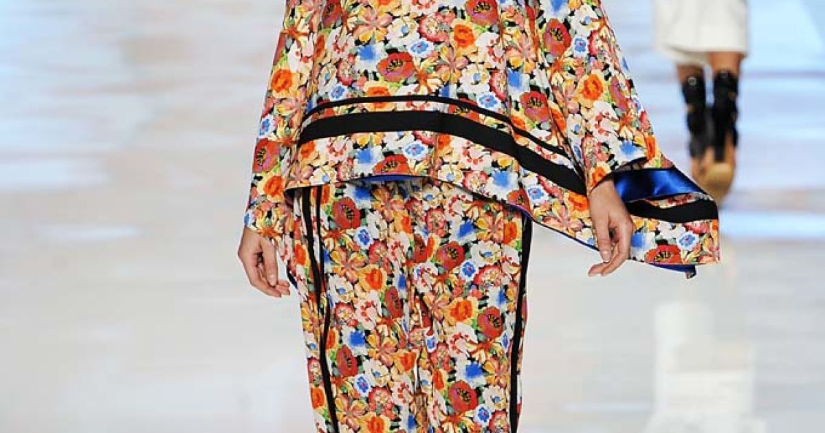 Коллекция Etro прет-а-порте сезона весна-лето 2013