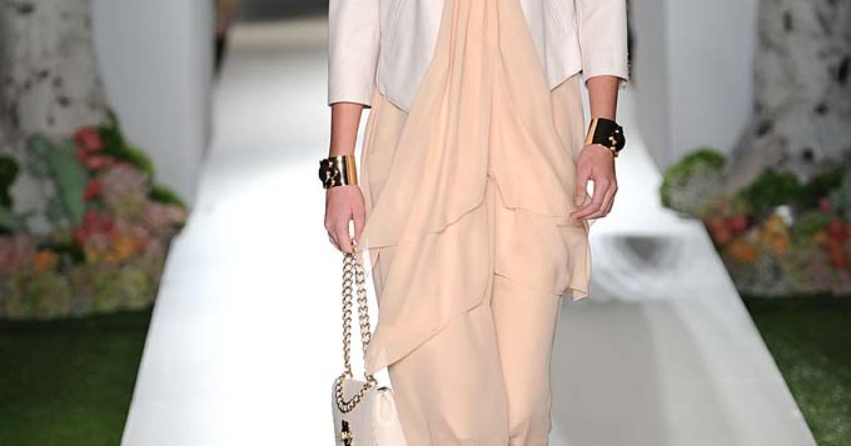 Коллекция Mulberry прет-а-порте сезона весна-лето 2013 / © East News
