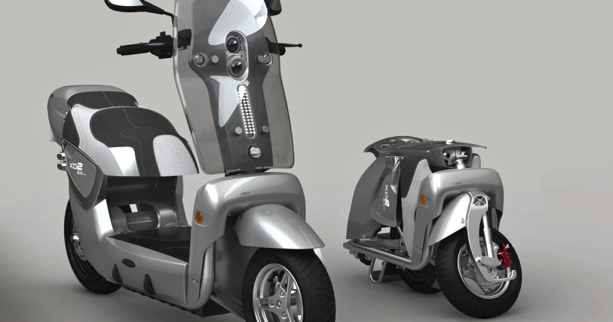 Французы запустят в серию складной электроскутер