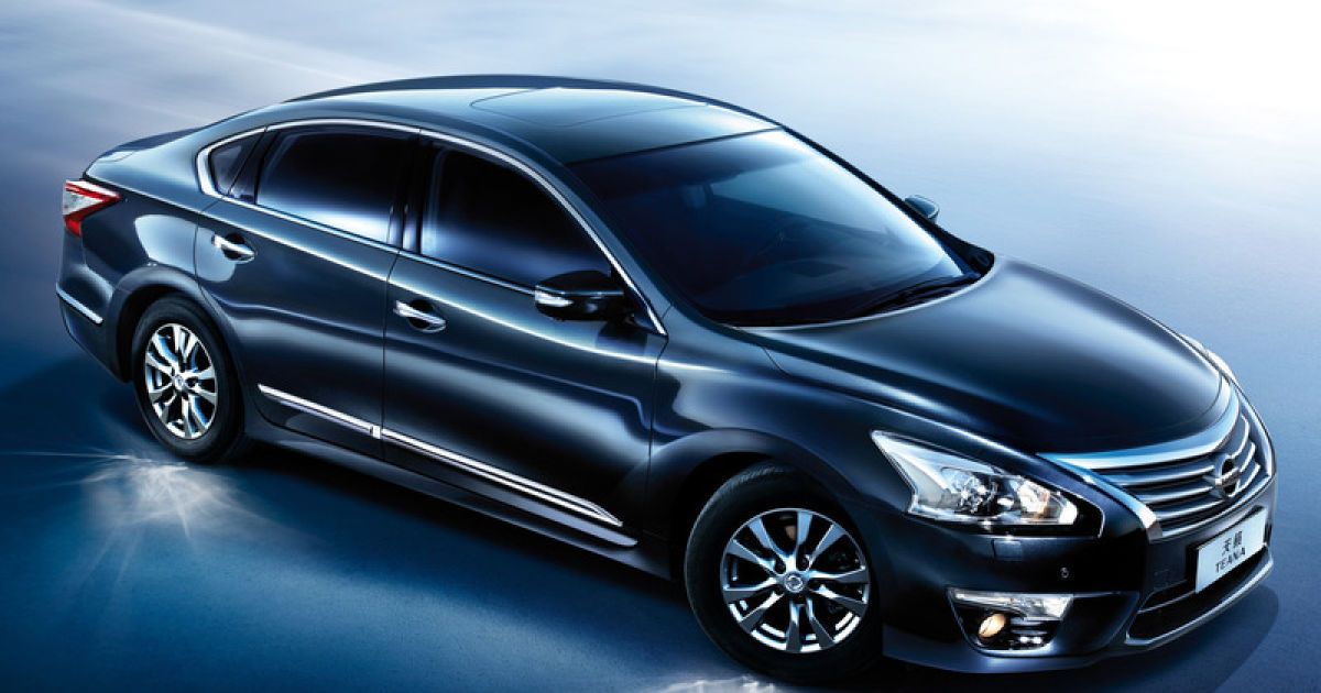 Nissan опубликовала фото обновленного седана Teana