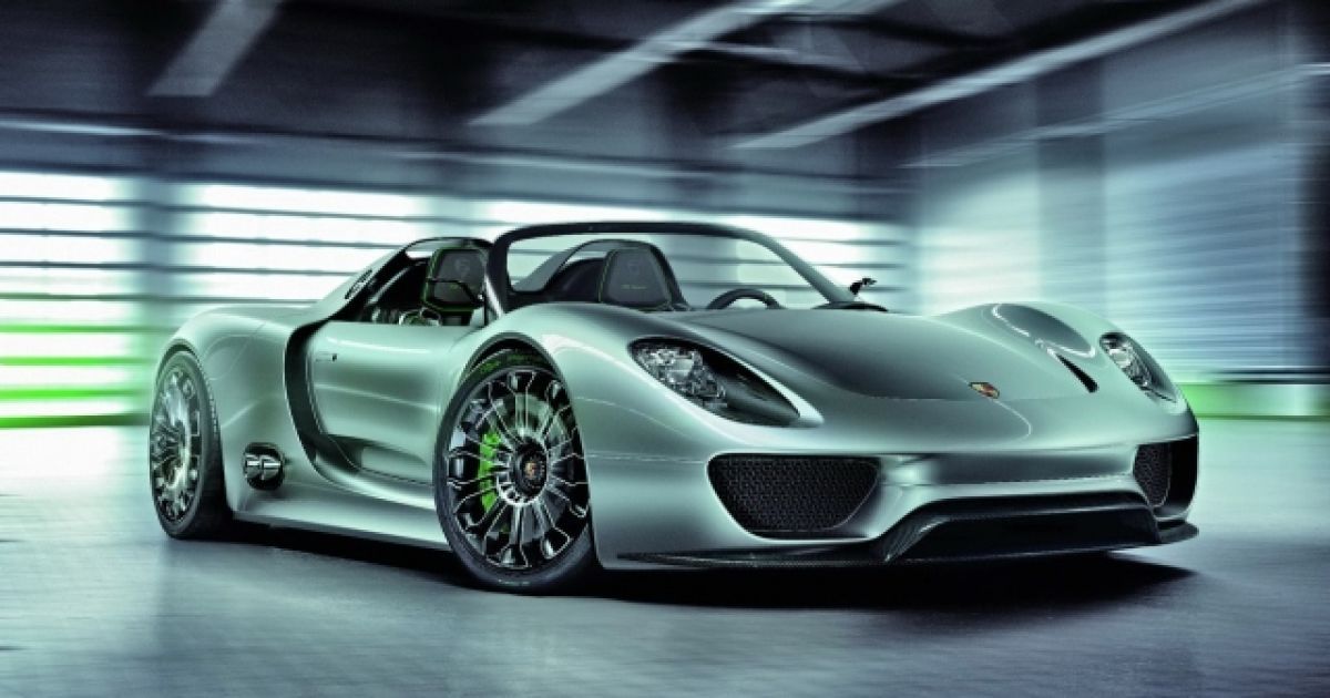 Porsche зарегистрировала товарный знак новой модели