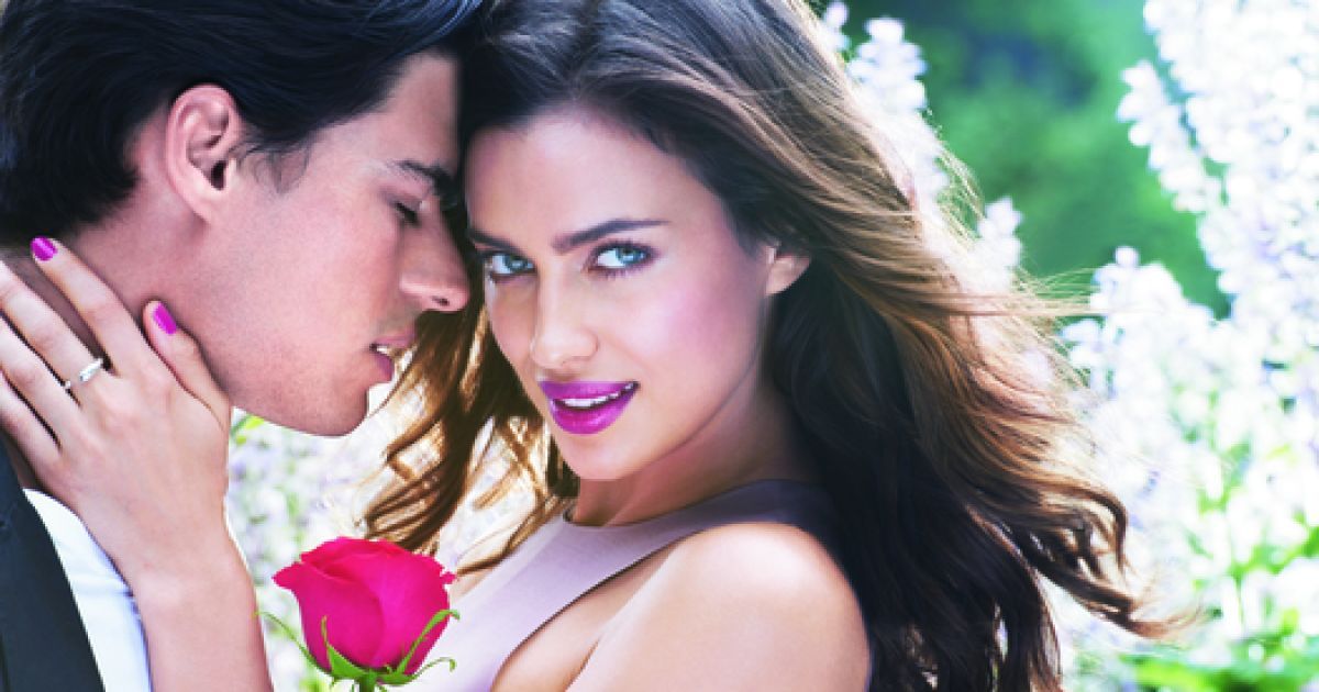 Ирина Шейк в рекламе Avon