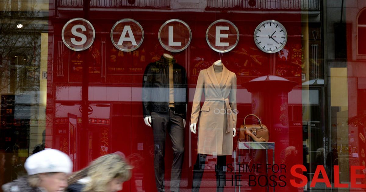 Женщины любят считать деньги, но не экономят на роскоши