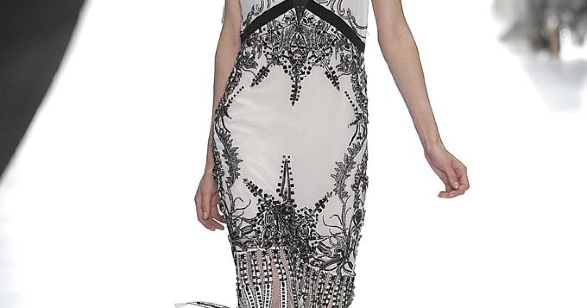 Roberto Cavalli прет-а-порте весна-лето 2013 / © East News