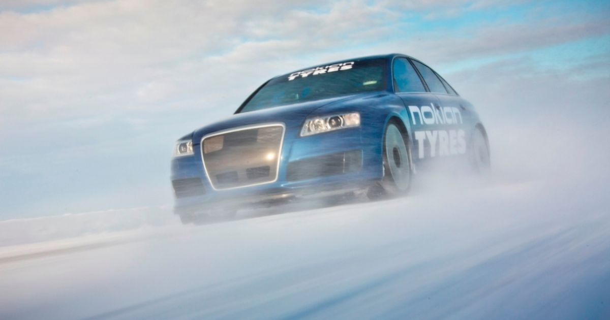 Nokian побила мировой рекорд максимальной скорости движения по льду