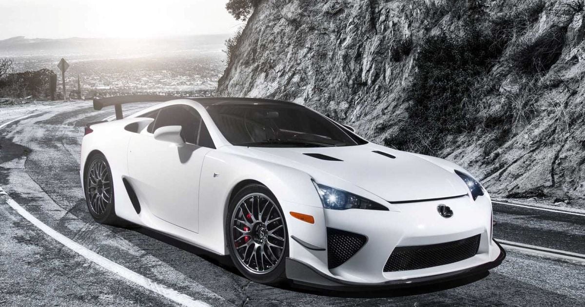 Lexus завершила производство суперкара LFA