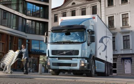 Гибридные грузовики Volvo удивили своей надежностью