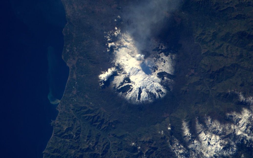 Діючий вулкан Етна / © André Kuipers/ESA/NASA