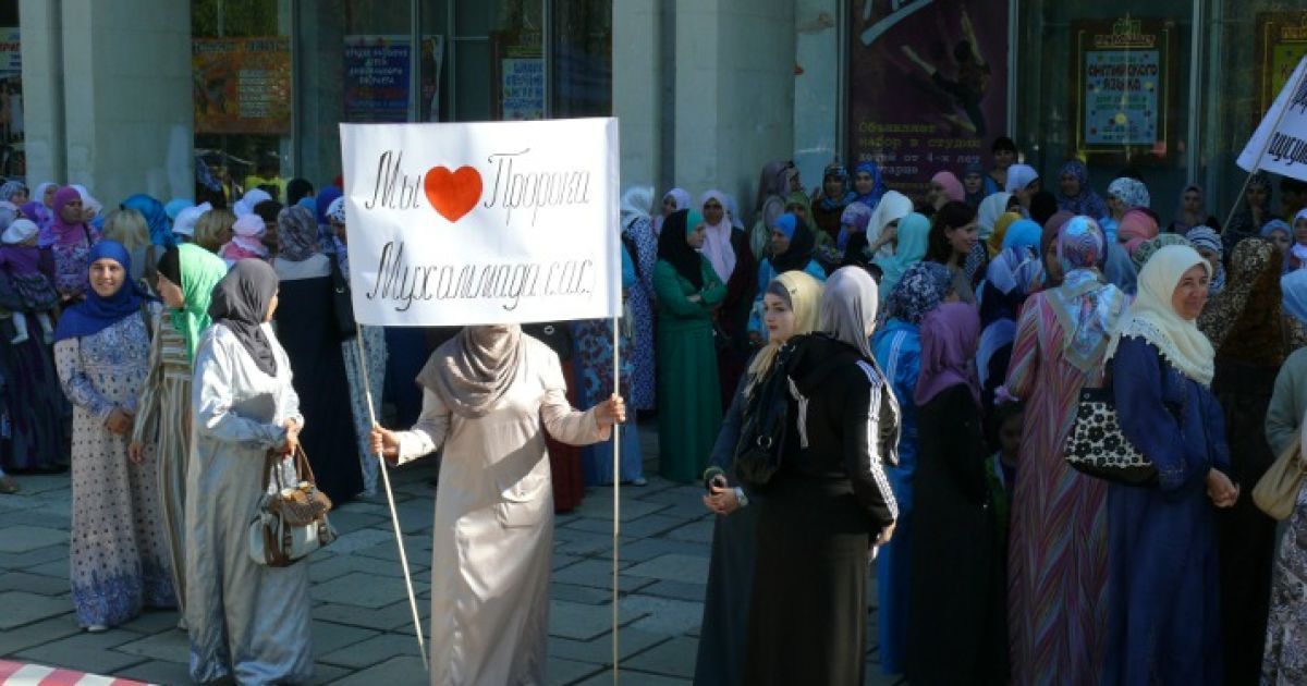 Мусульмани Криму піднялися на мітинг з-за фільму, наклепницького Аллаха / © Коментарі. Крим