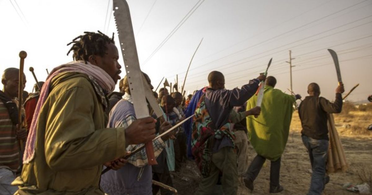 Бунтарів втихомирили з допомогою мачете