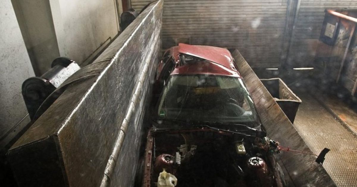 Утилізація BMW_16 / © drugoi.livejournal.com
