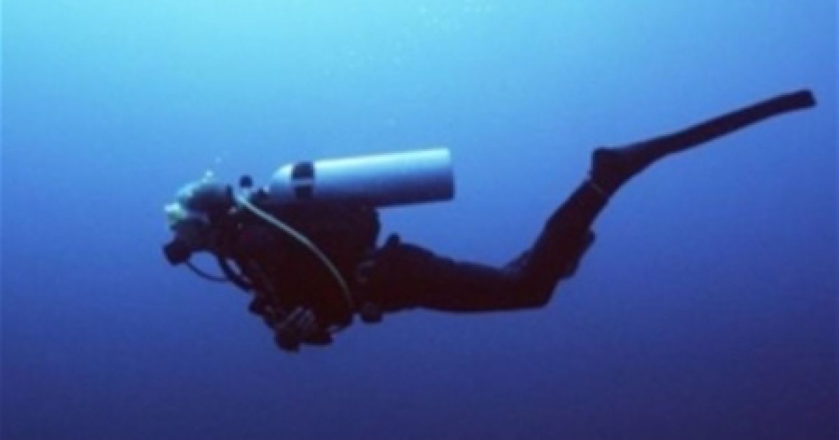63-річний чоловік після занурення 3,5 години не повертався на берег