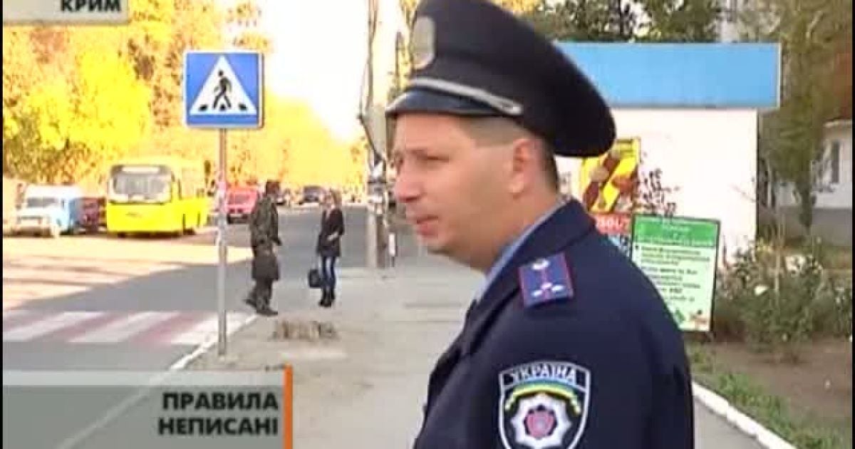 У момент удару жінка встигла вчасно зреагувати - і цим урятувала синові життя