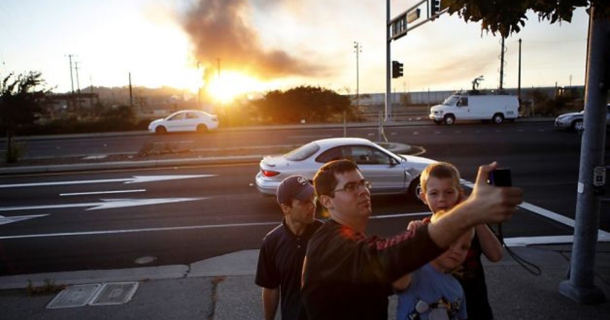 Велика пожежа охопила нафтопереробний завод Chevron / © San Francisco Chronicle