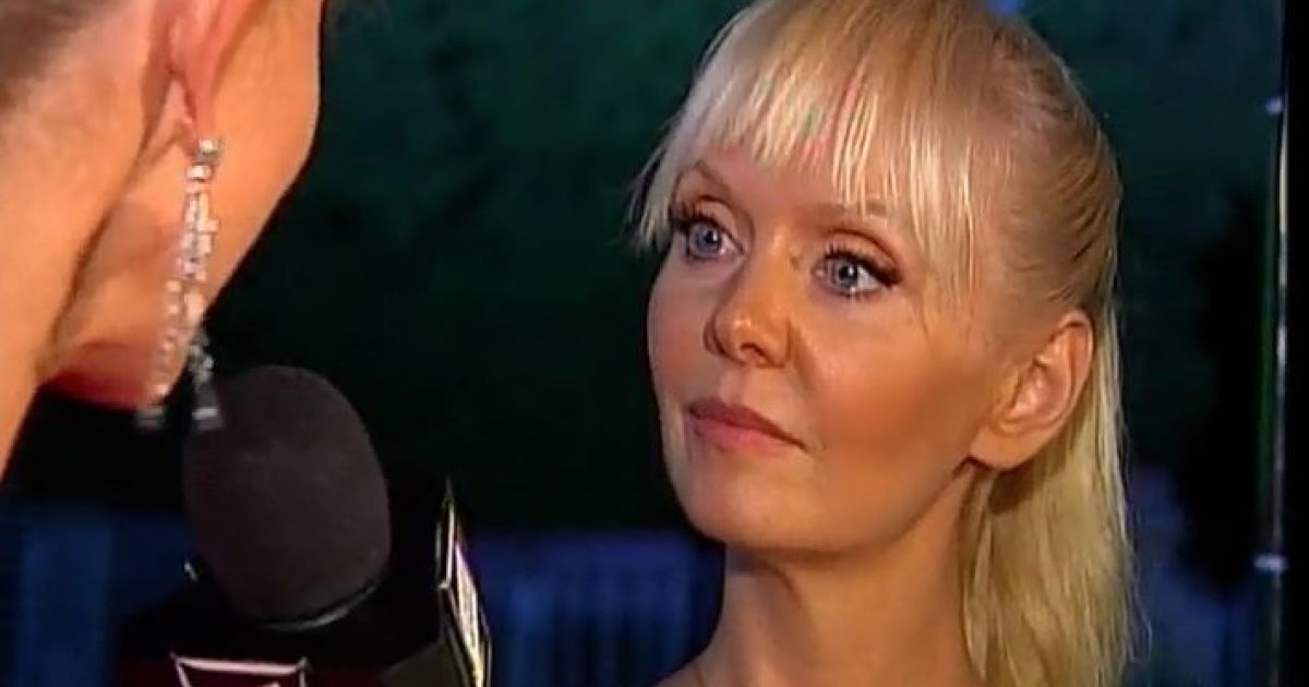 Співачка вирішила попередити людей про шахраїв