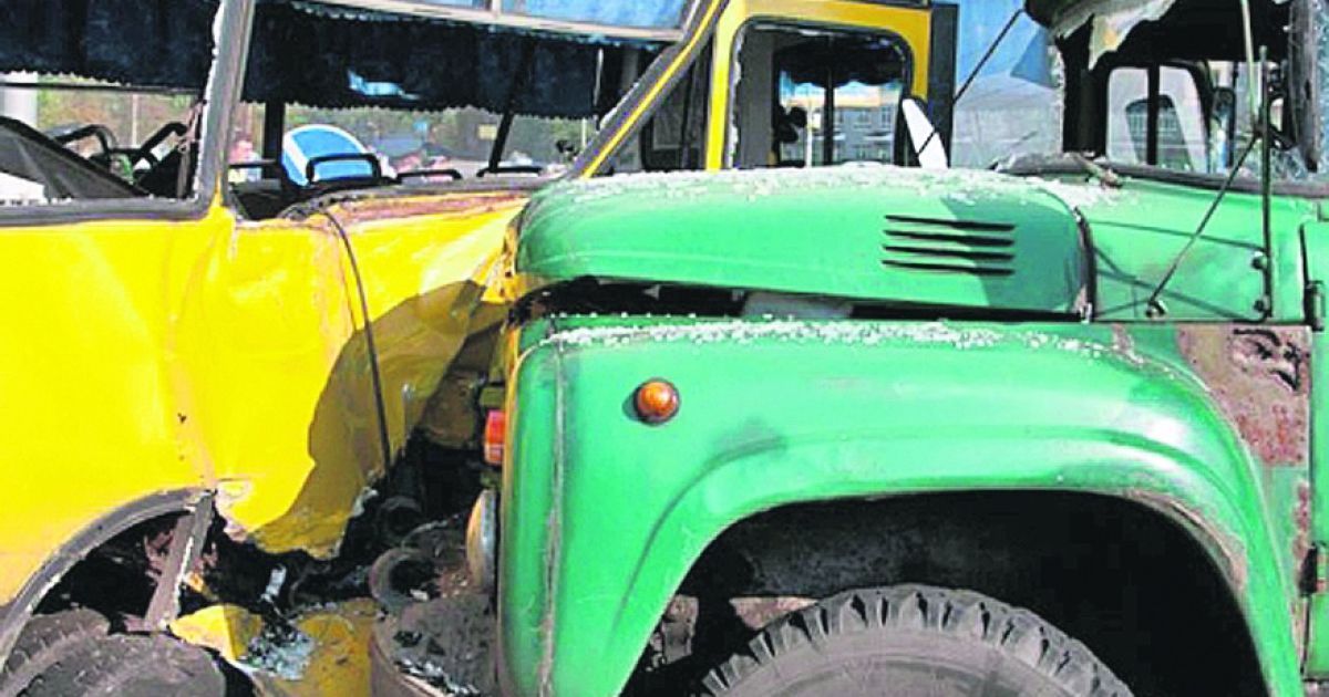 Медична допомога знадобилася 8 пасажирам