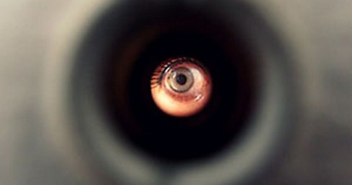 Чоловік зі саморобної зброї застрелив молодика, який заважав спати